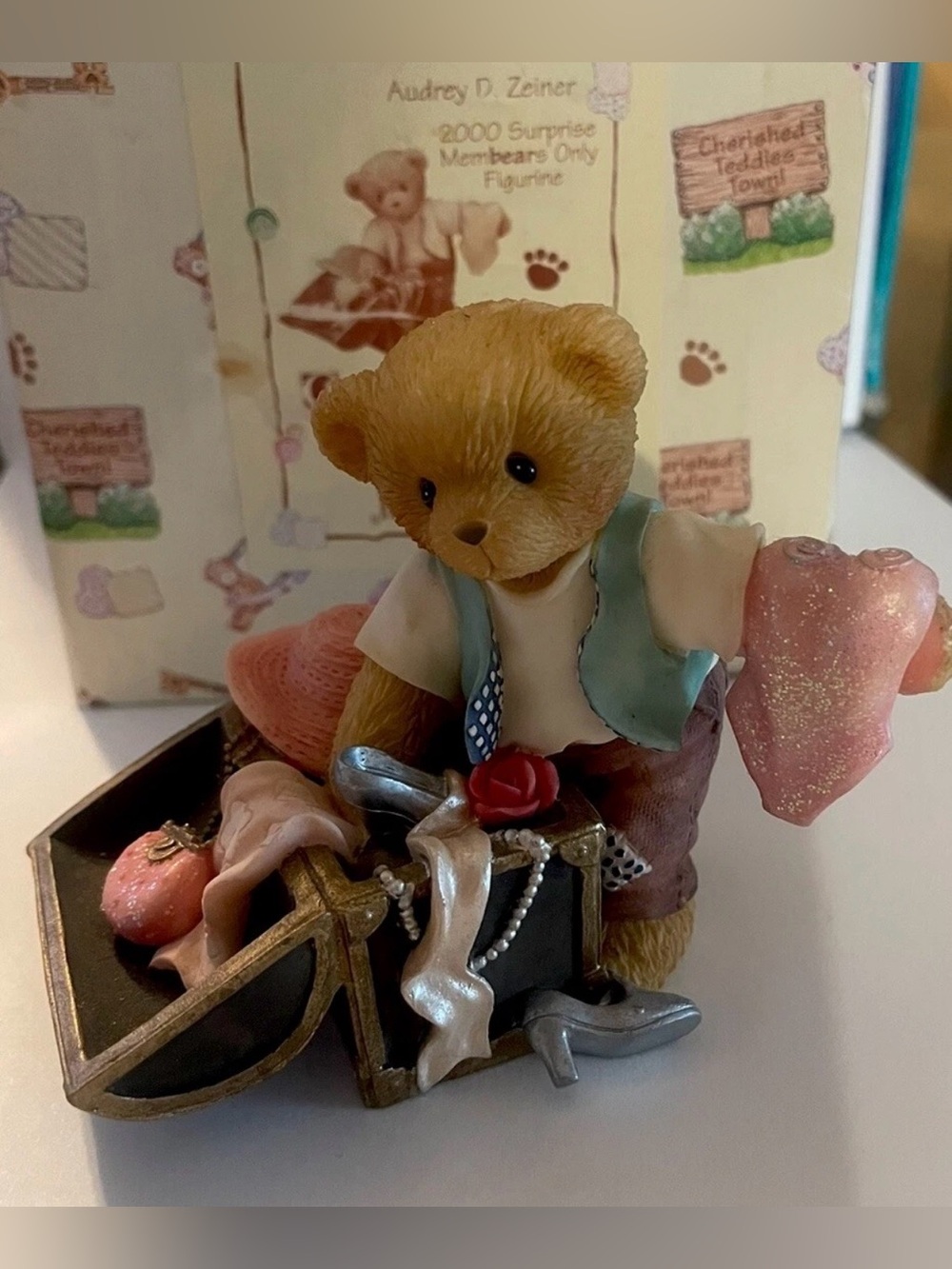 Cherished Teddies Audrey D. Zeiner "I Have Eyes Only For You" Figurine 685968